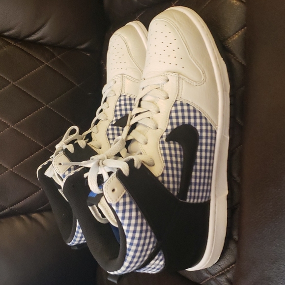 Nike Dunk High - Picture 1 of 7